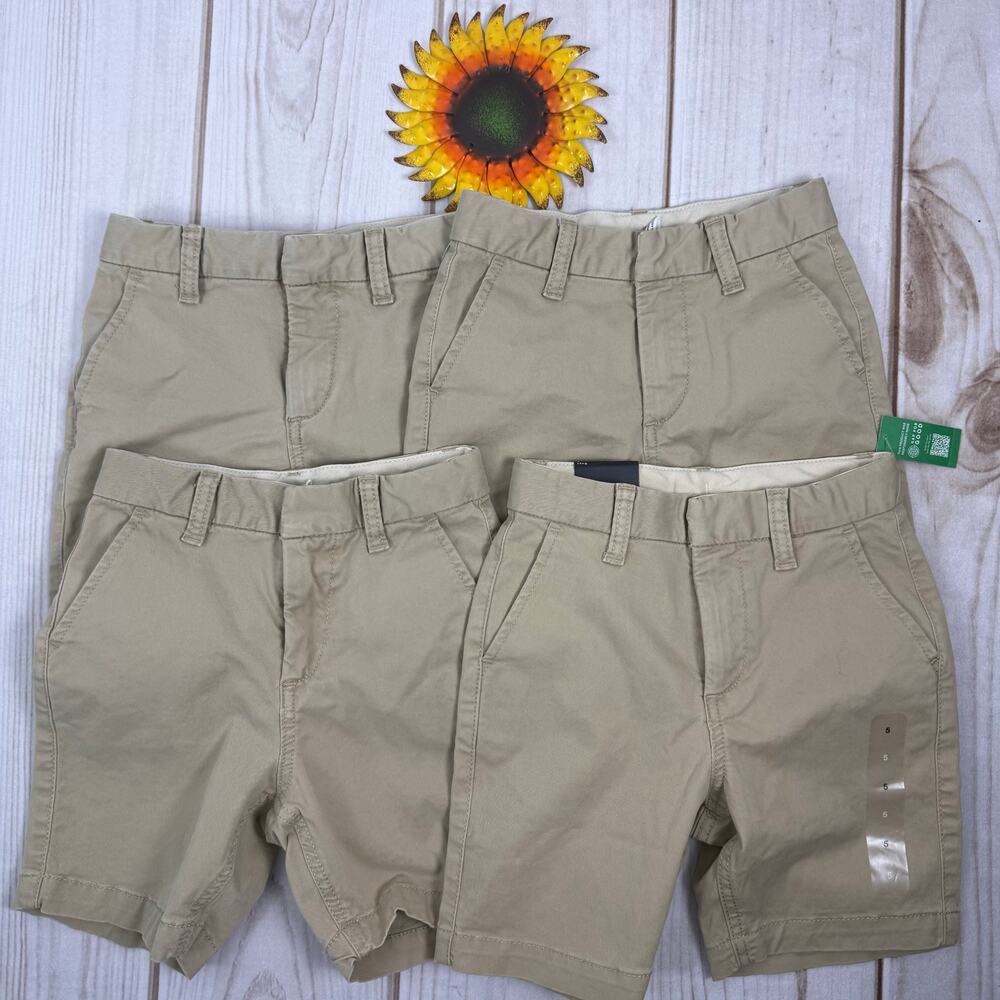 GAP Kids Khaki Shorts Boys Size 5 Regenerative Cotton Chino Flat Front